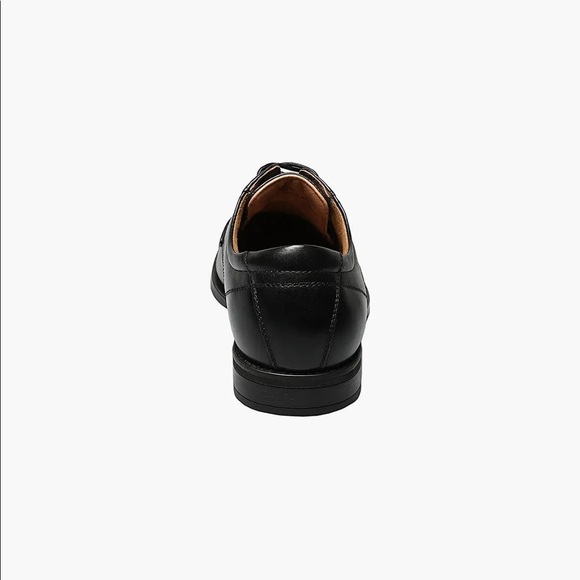 NWT Florsheim Black Center Cap Oxfords - Picture 8 of 16